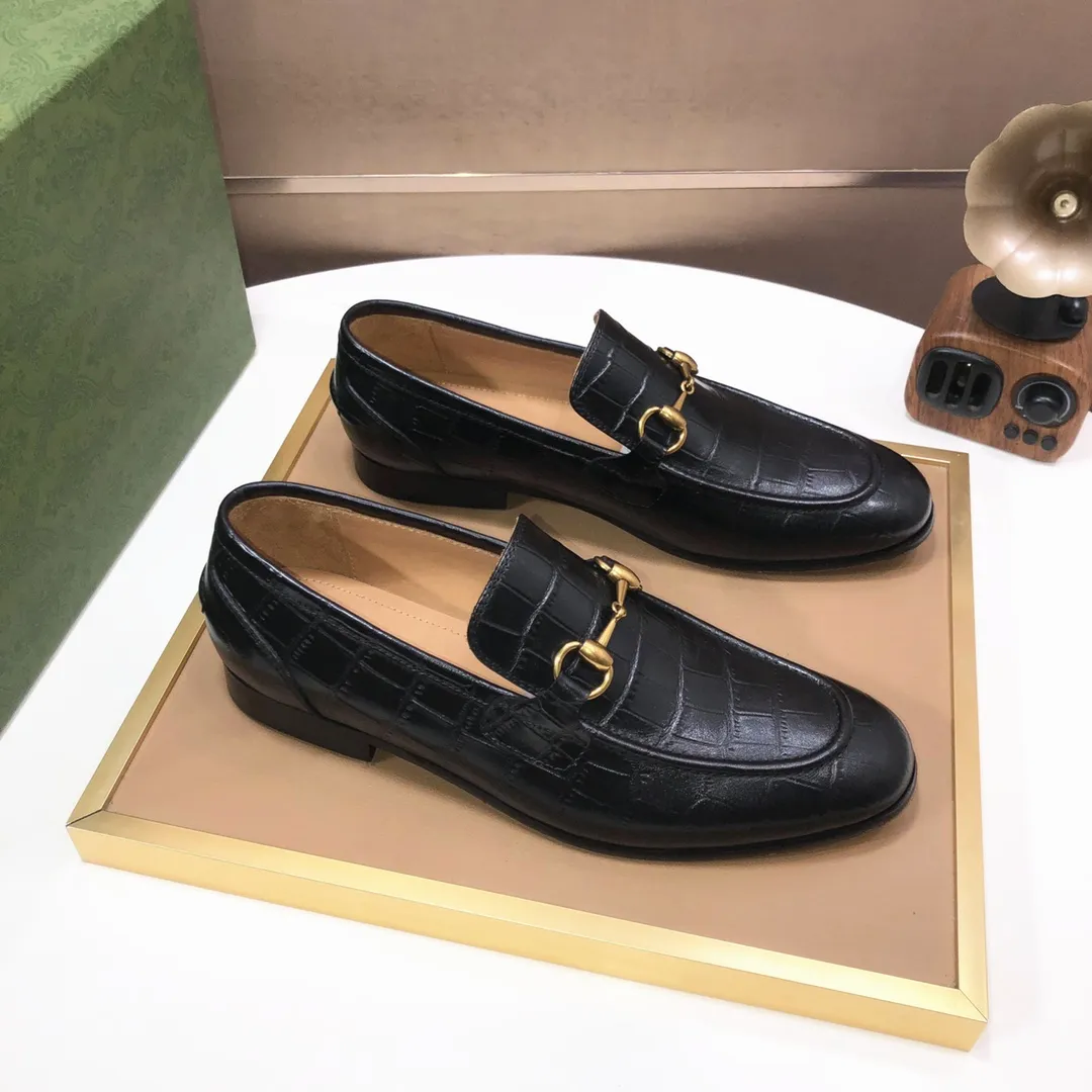 Men's shoes 💰580💰[GUCCI—Gucci] The latest high-end version of Gucci. Official website new model. Available at the same time at counters, the uppers are made of original cowhide imported from Italy/matched with the original special material splicing design concept; "highlight, high-end, grade, extravagance" and exquisite workmanship (original mesh fabric) sole: original factory special outsole size (38-45) (custom-made 45 non-returnable)